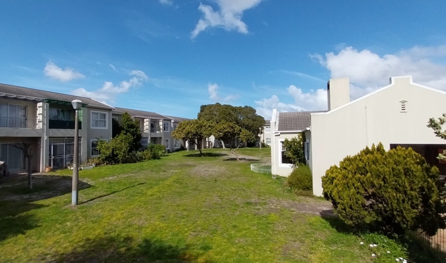 1 Bedroom Property for Sale in Kenilworth Western Cape